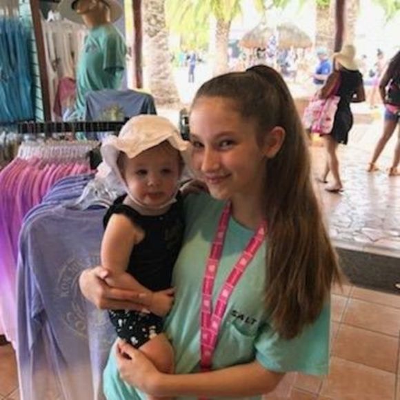 Meet your Posher, Desiree - Picture 1 of 1